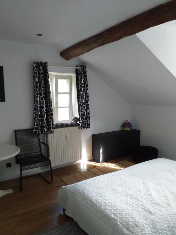 Maison De Vacances, Gite "Le Vieux Logis" A Profondeville Zewnętrze zdjęcie