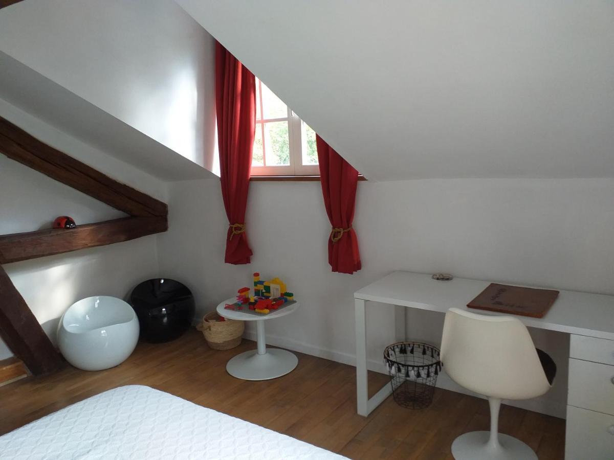 Maison De Vacances, Gite "Le Vieux Logis" A Profondeville Zewnętrze zdjęcie